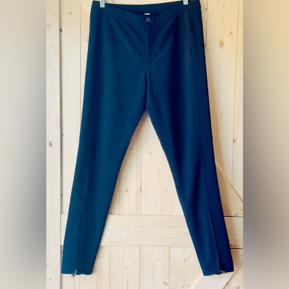 Marc Jacobs Pants - Marc by Marc Jacobs Navy Women’s Slim Career Pants Zipper on the Bottom Size 10